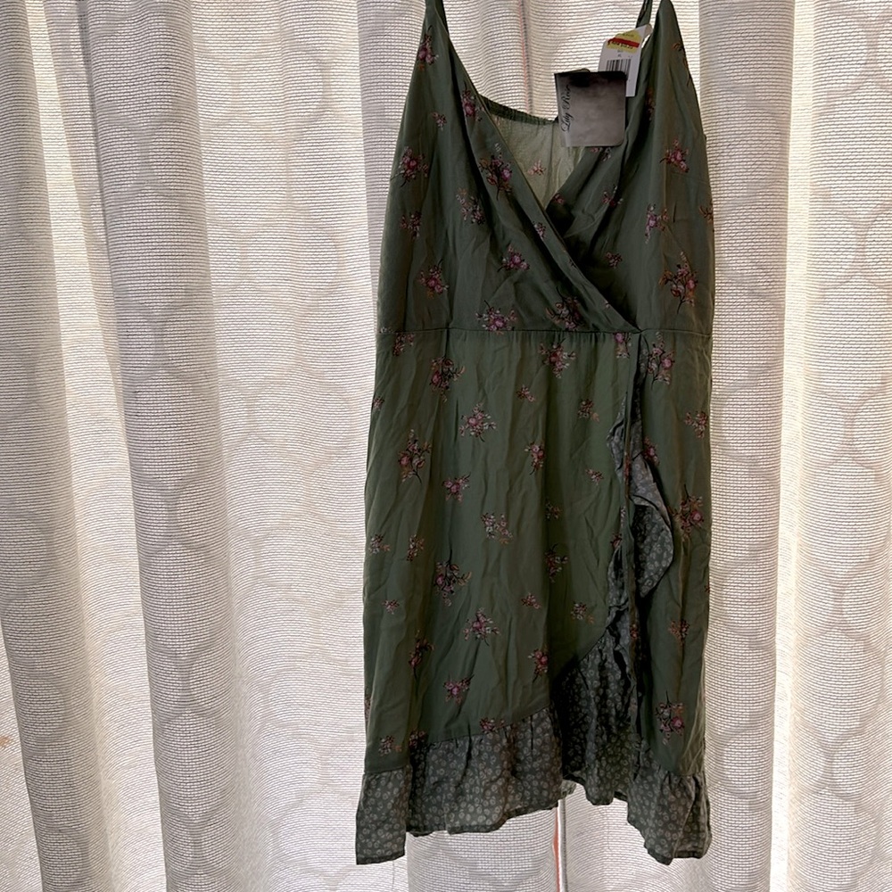 Lily Rose front crossover dress